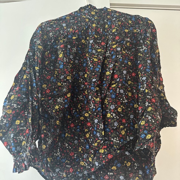 EUC Dôen Rose Top in Dusk Lily of the Valley size XL